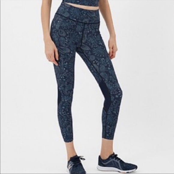 Sweaty‎ Betty Zero Gravity High Waisted Paisley Blue Legging - Picture 1 of 14